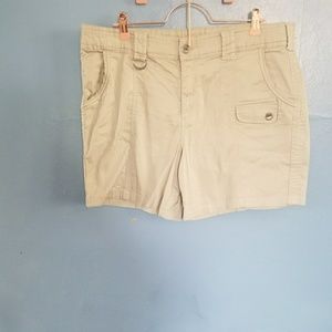 COPY - 🌟Style & Co tan khaki shorts. Size 14
